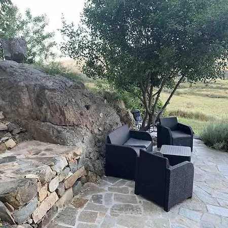 Maison Corse En Pierre *